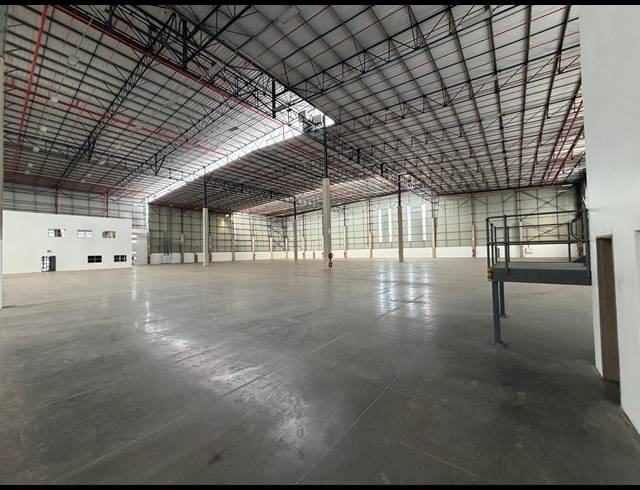 5,683M² WAREHOUSE TO LET IN CHLOORKOP